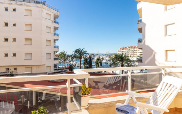 Club Nàutic - Photo 5