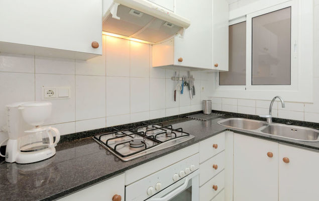 Eixample Esq Rocafort Diputacio - Photo 4